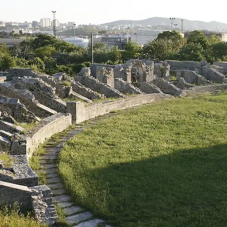 شقة Fila I Jure *