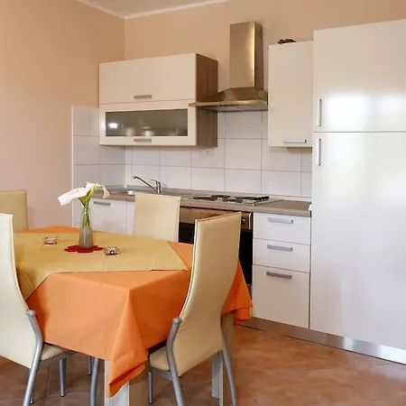 Fila I Jure Apartment *