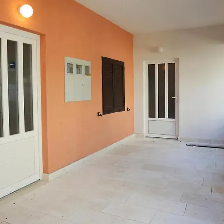 Fila I Jure شقة سولين