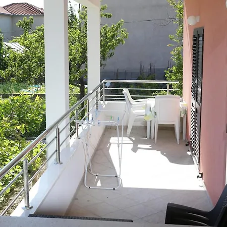 Fila I Jure سولين